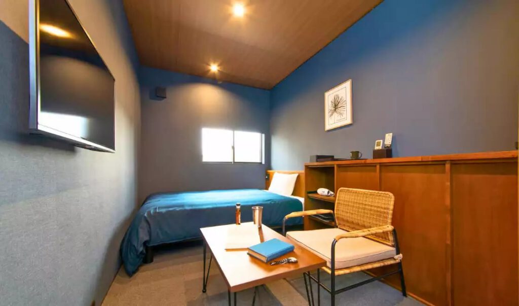 foremost mobile trailer container hotel internal decoration 1-bed room,made from 20ft container