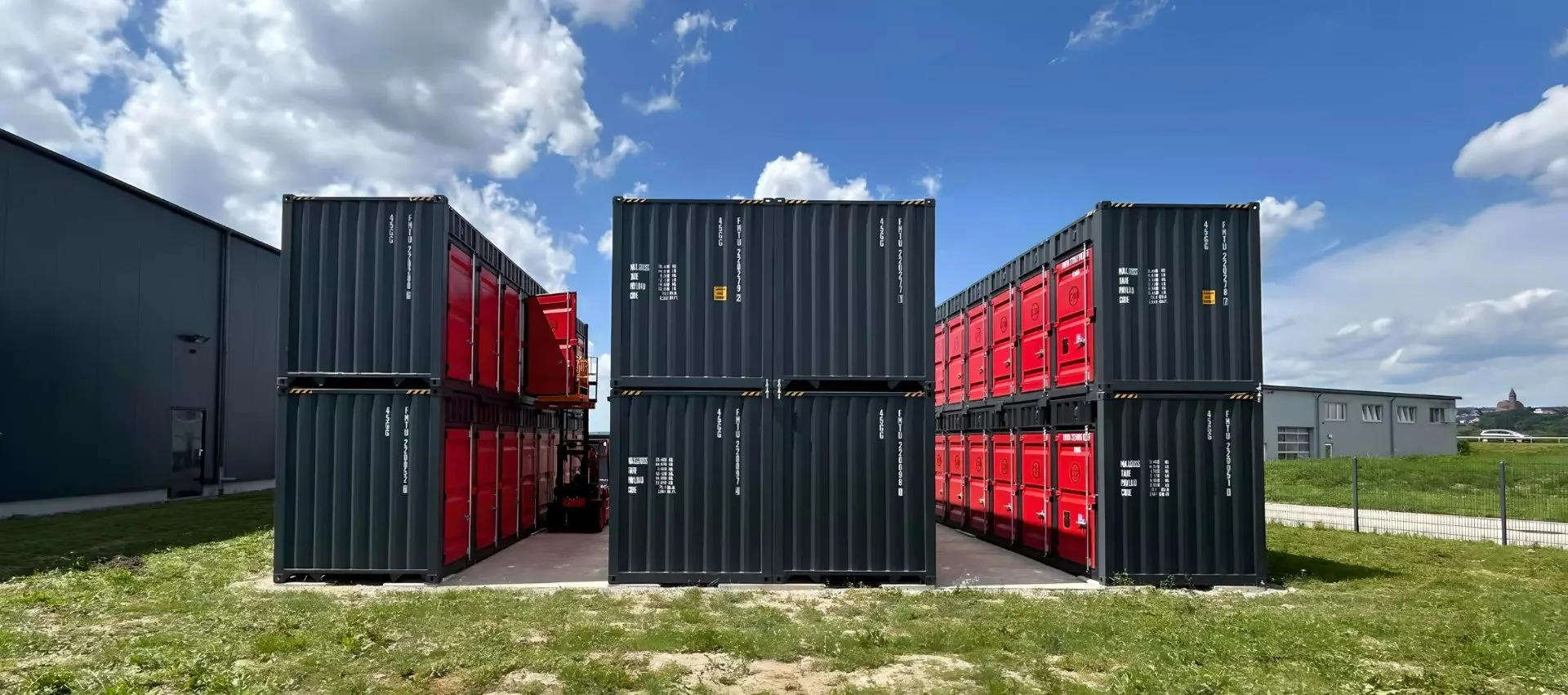 foremost 40ft self storage container with 8 individual room