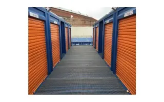 shipping container roll up doors (1)